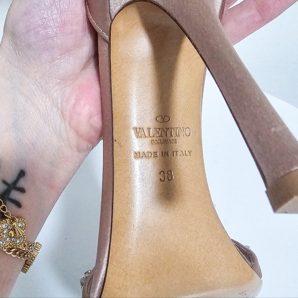 Valentino Garavani Glam rockstud pink satin ankle strap sandals heels Size 8 - Picture 10 of 13